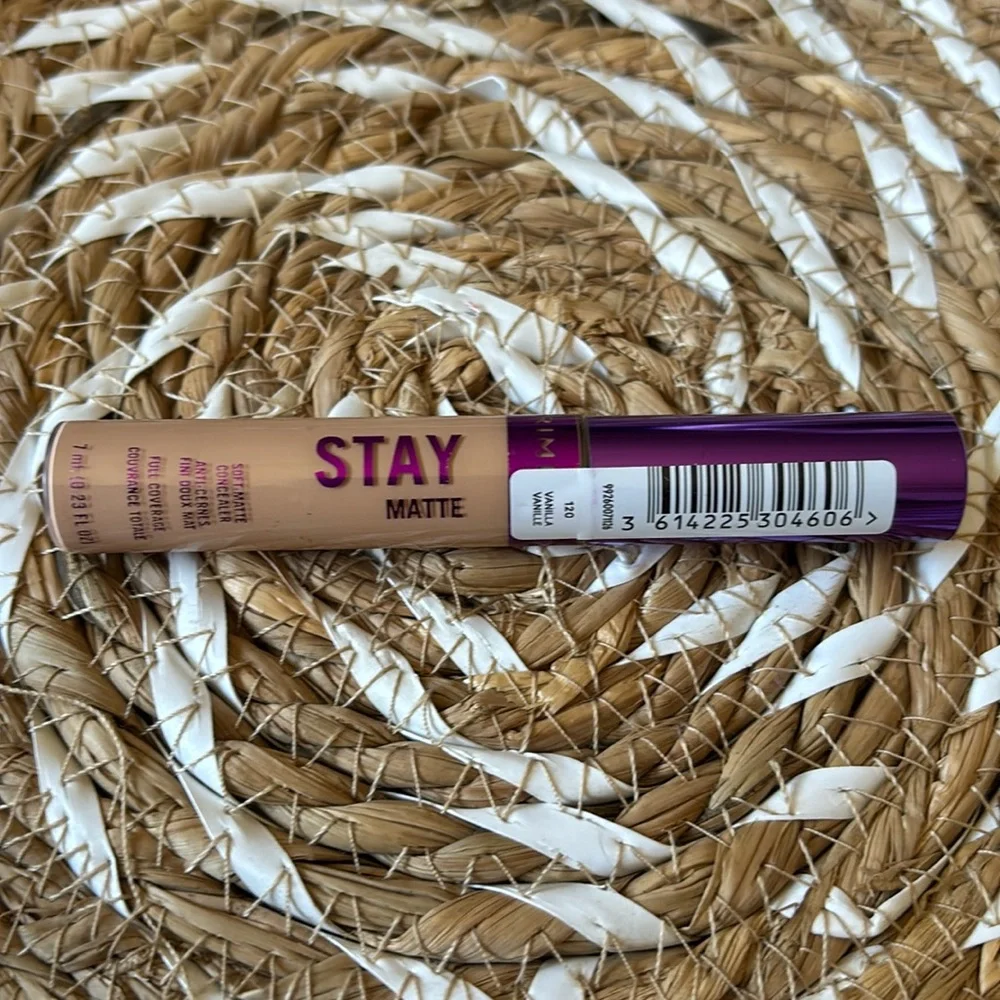 Rimmel London 120 Vanilla Stay Matte Concealer 0.23 fl oz Full coverage NEW